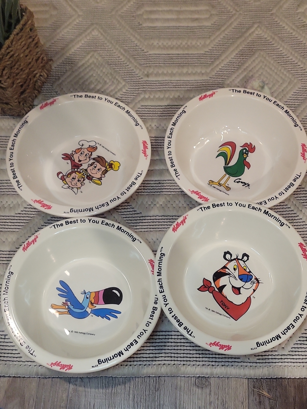 NEW Throw Back AUTHENTIC Kellogs Cereal Character Bowls - Full Set of 4
